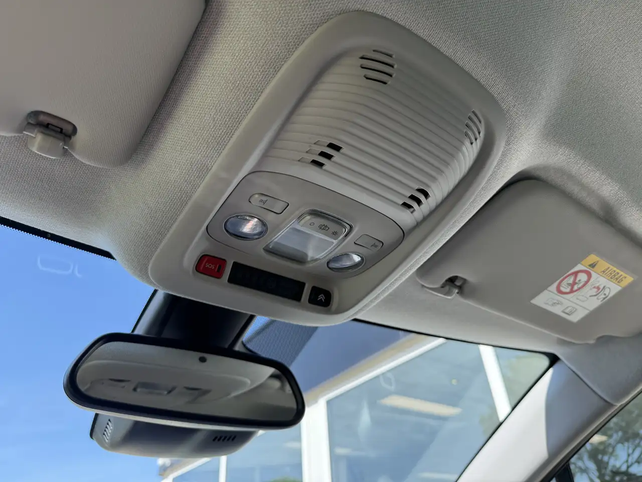 Citroen C3 Aircross 1.2 PureTech Max HUD | Groot scherm | App connect 32