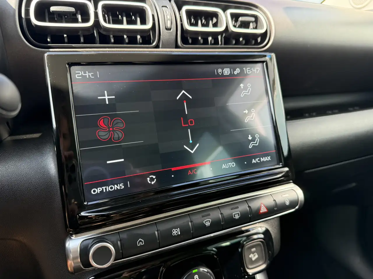 Citroen C3 Aircross 1.2 PureTech Max HUD | Groot scherm | App connect 30