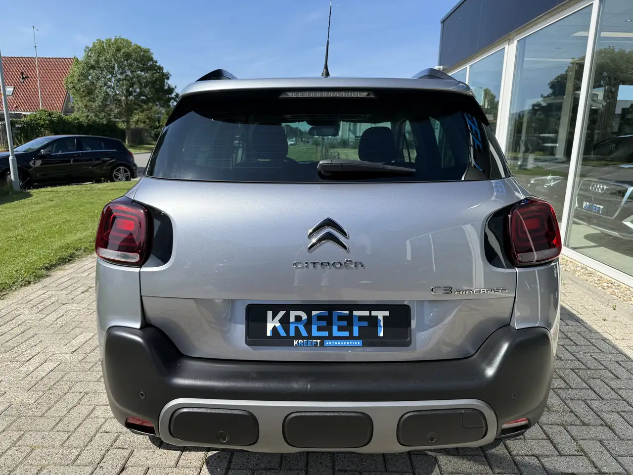 Citroen C3 Aircross 1.2 PureTech Max HUD | Groot scherm | App connect 11