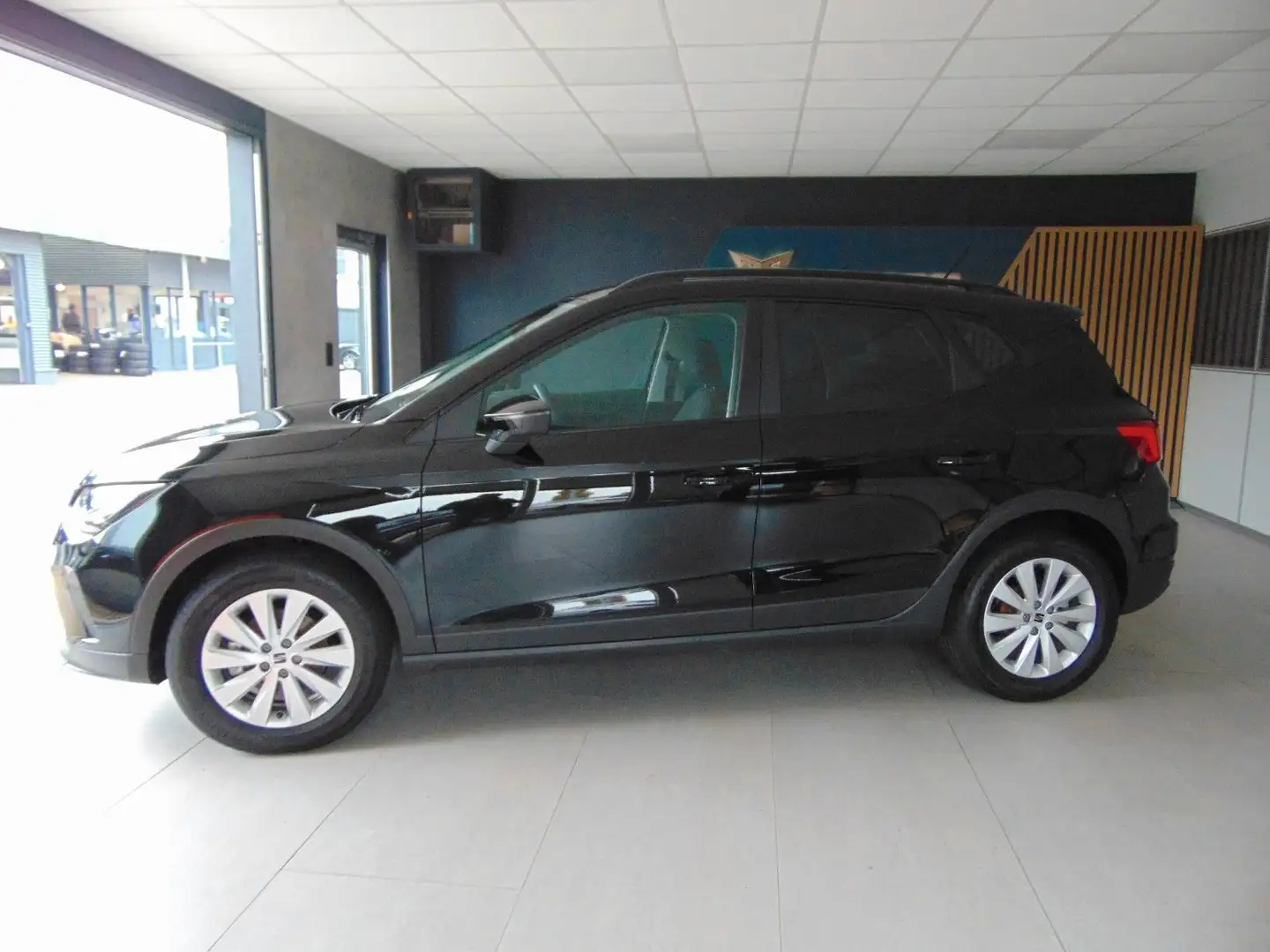 SEAT Arona Arona Style 1.0 TSI *ACC*PDC*Kessy* Schwarz - 2