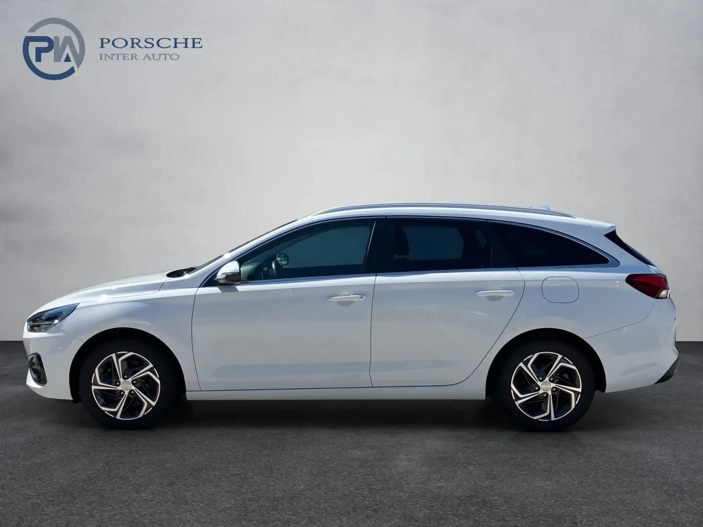 Hyundai i30 CW 1,6 CRDi Trend Line Wit - 2