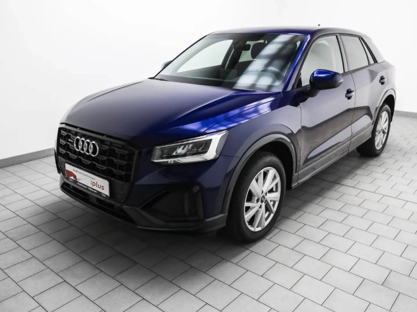 Audi Q2 35 TDI quattro Advanced AHK Navi Kamera Blau - 2
