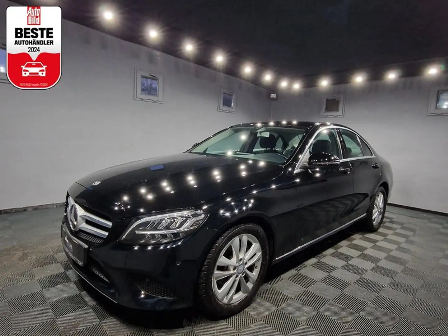 Mercedes-Benz C 180 d Lim Avantgarde |AUTOM|NAVI|LED|R-KAMERA Schwarz - 1
