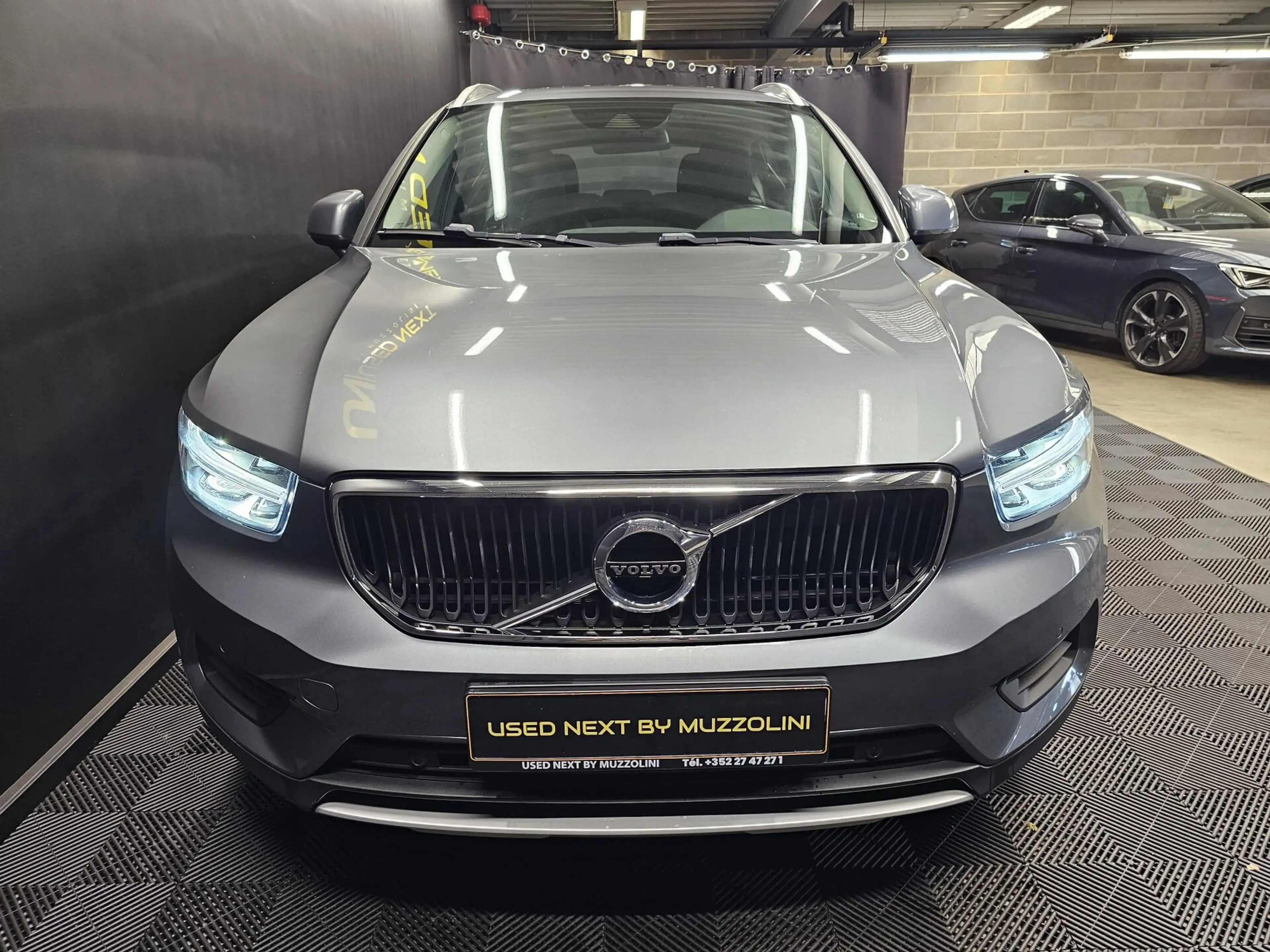 Volvo XC40 Momentum D4 AWD 190 CV — photo 5
