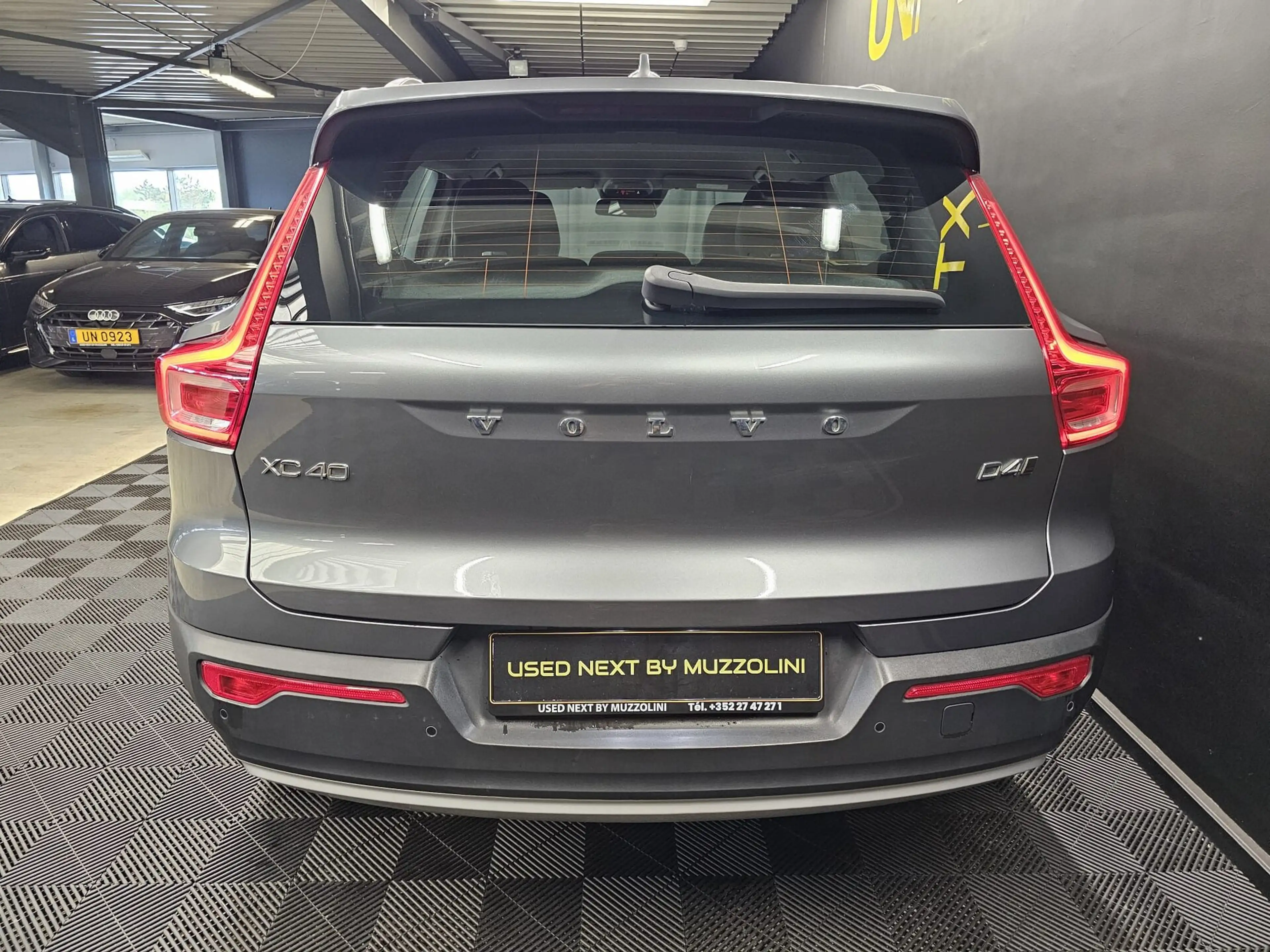 Volvo XC40 Momentum D4 AWD 190 CV — photo 6