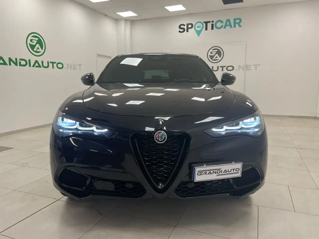 Alfa Romeo Stelvio 2025 — фото 7