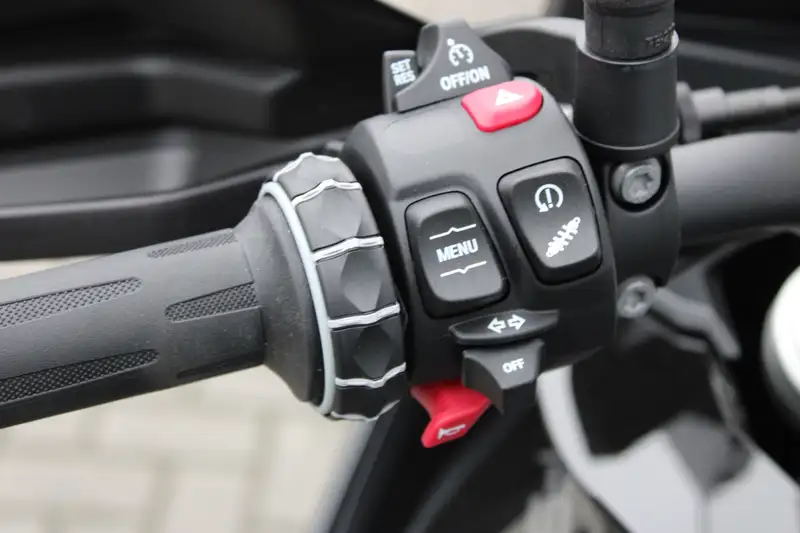 BMW F 900 XR - foto 5