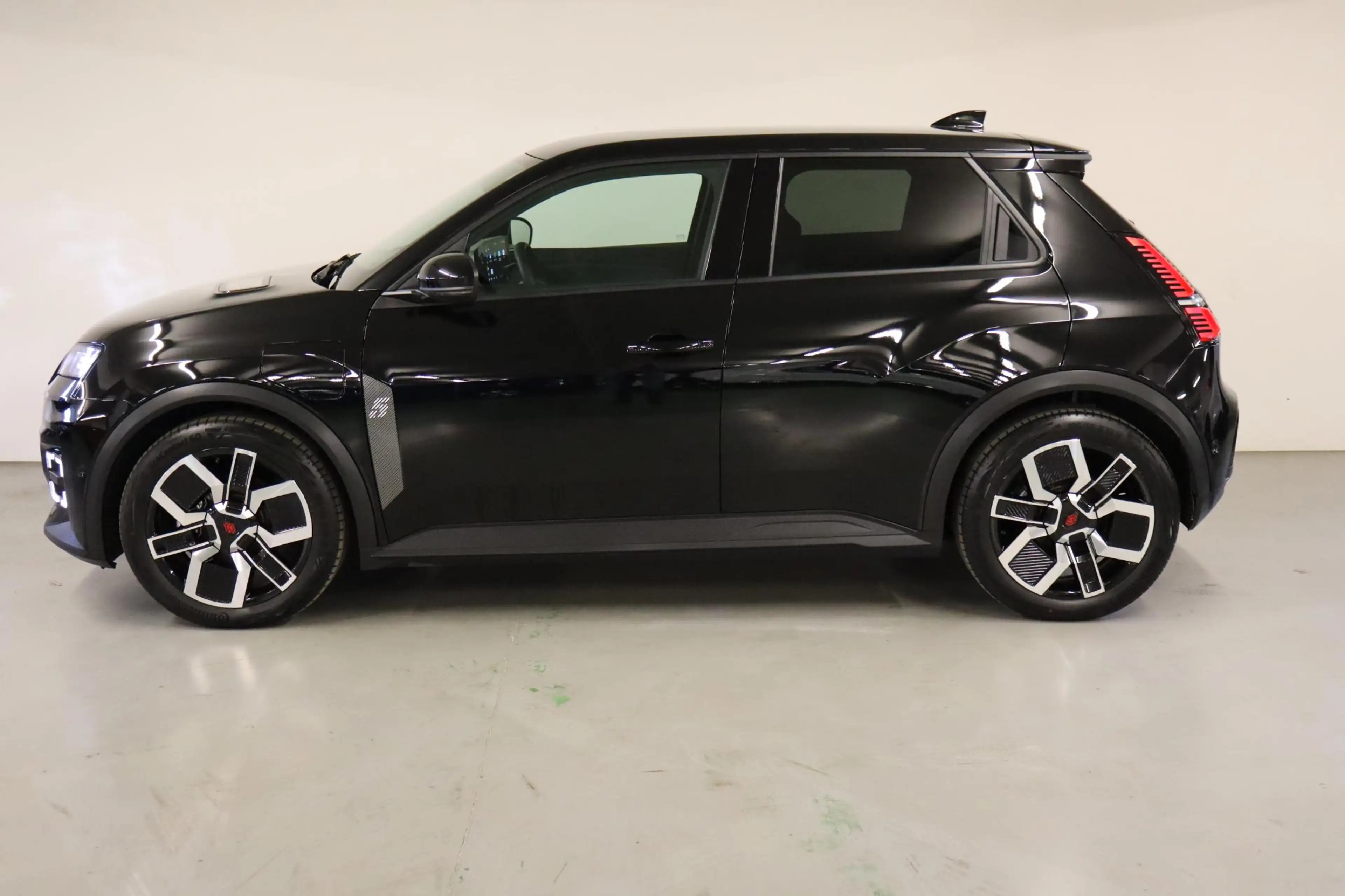 Renault R 5 Comfort Range Techno 52 kWh | 10” OpenR Link Multi — photo 8