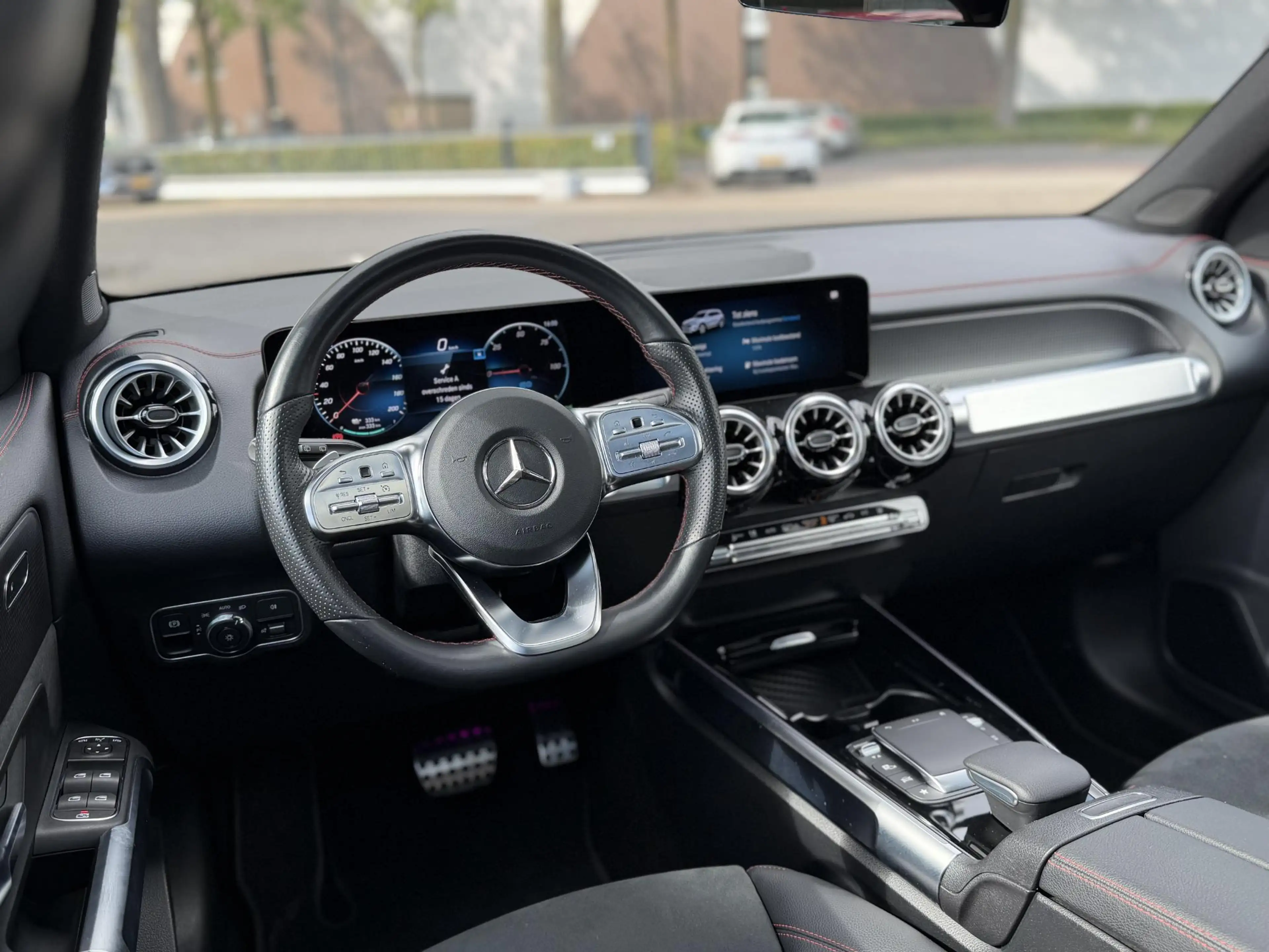Mercedes-Benz EQB 300 4MATIC AMG Line 7p. 67 kWh | SOH 98% | NIGHT PAKKE — photo 16