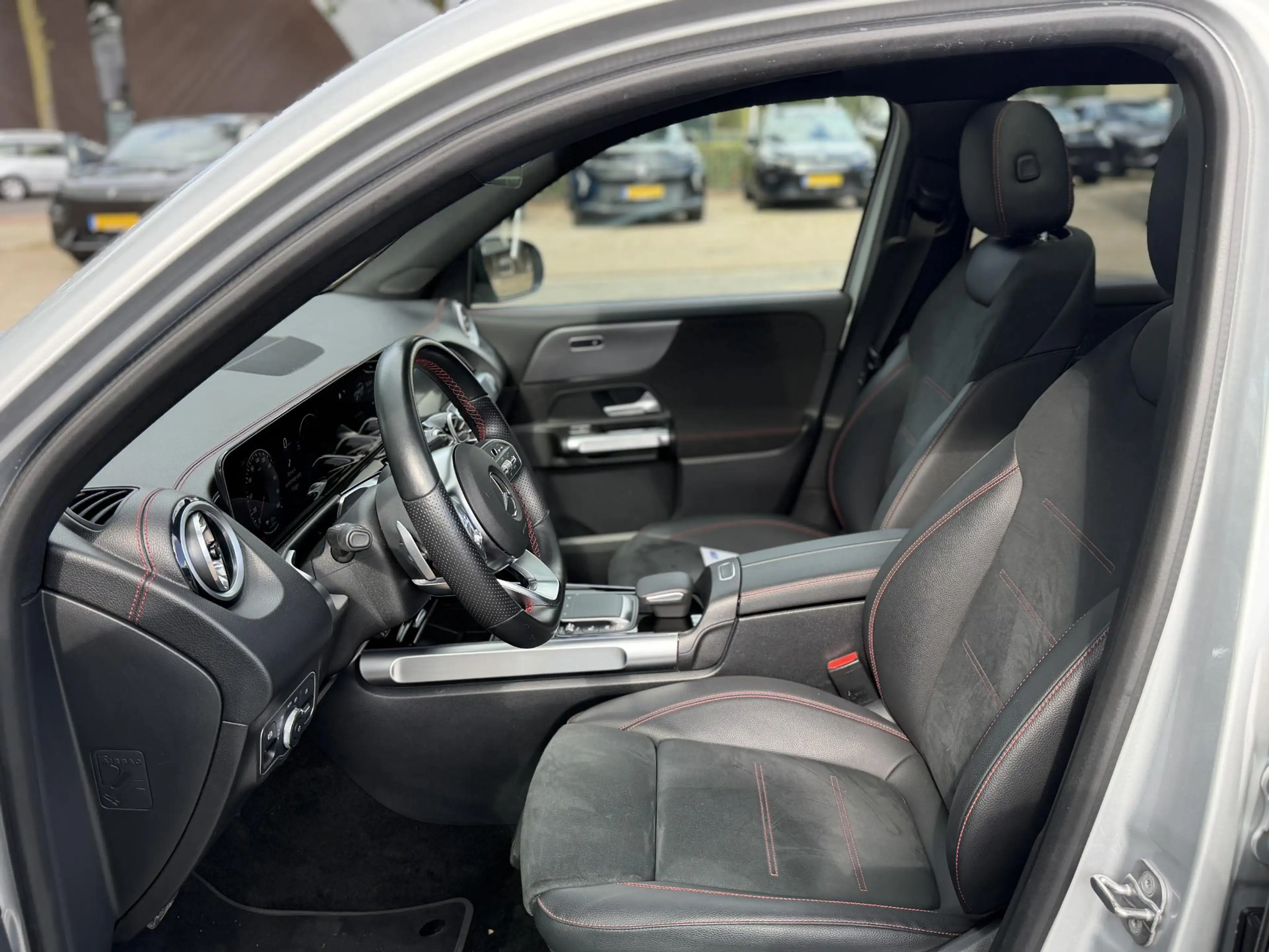 Mercedes-Benz EQB 300 4MATIC AMG Line 7p. 67 kWh | SOH 98% | NIGHT PAKKE — photo 21