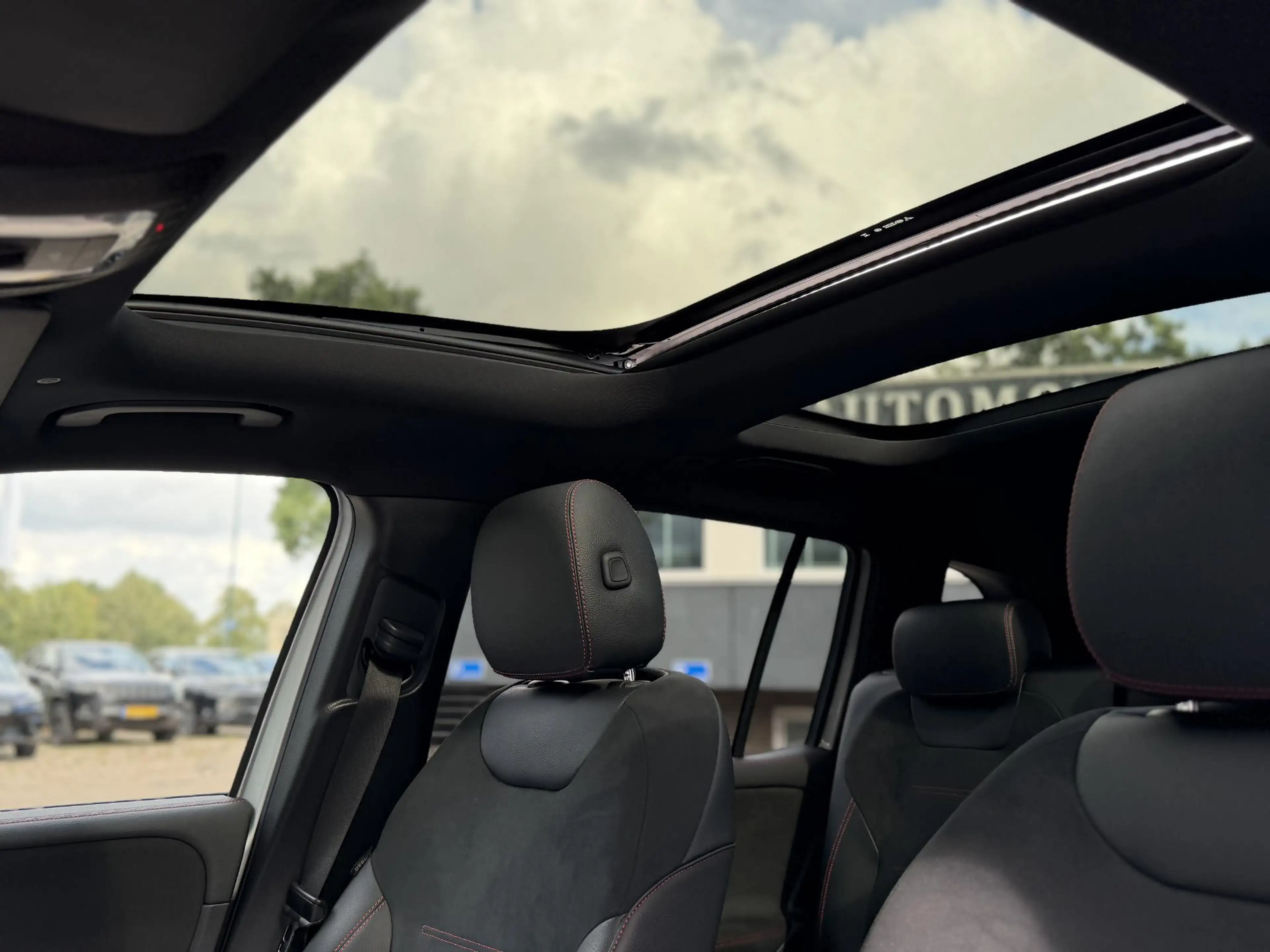Mercedes-Benz EQB 300 4MATIC AMG Line 7p. 67 kWh | SOH 98% | NIGHT PAKKE — photo 20