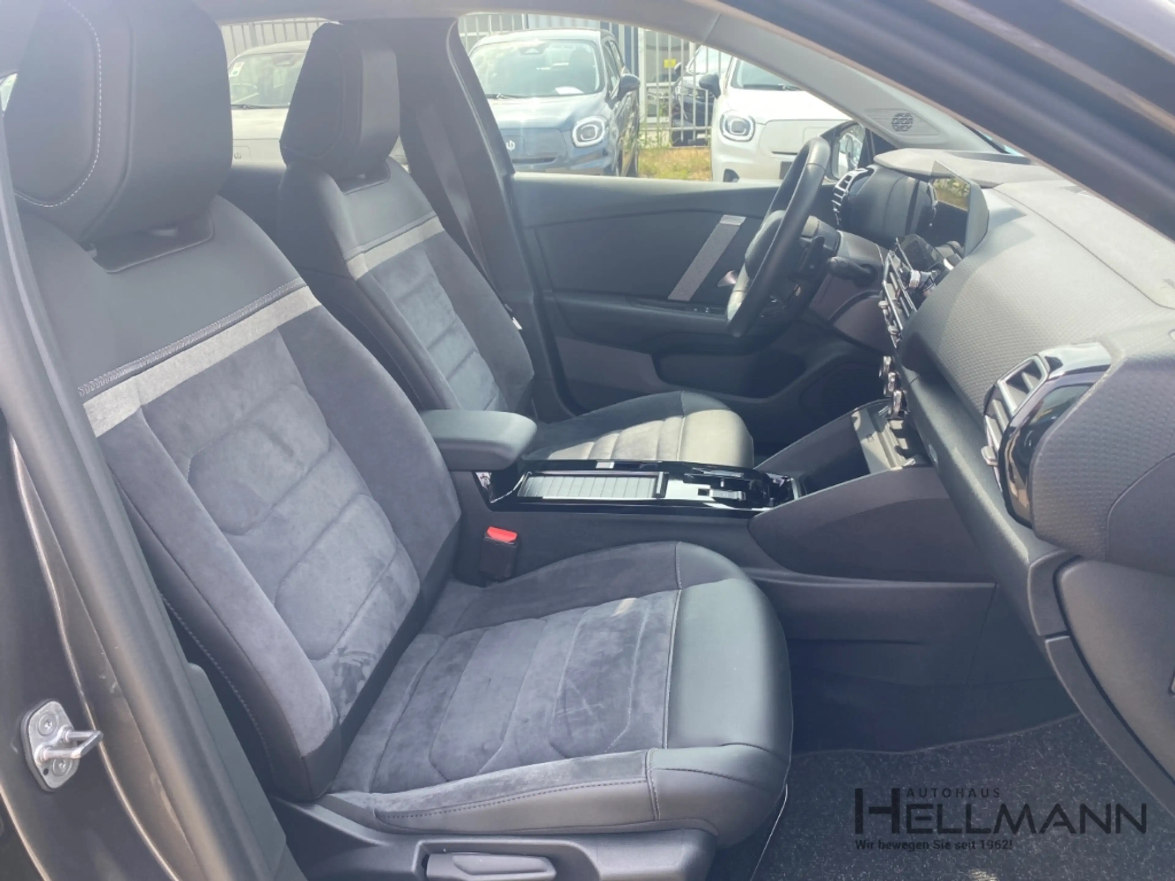 Citroen C4 Max PT 130 EAT6 *Navi*Sitzheizung*Kamera* — photo 6
