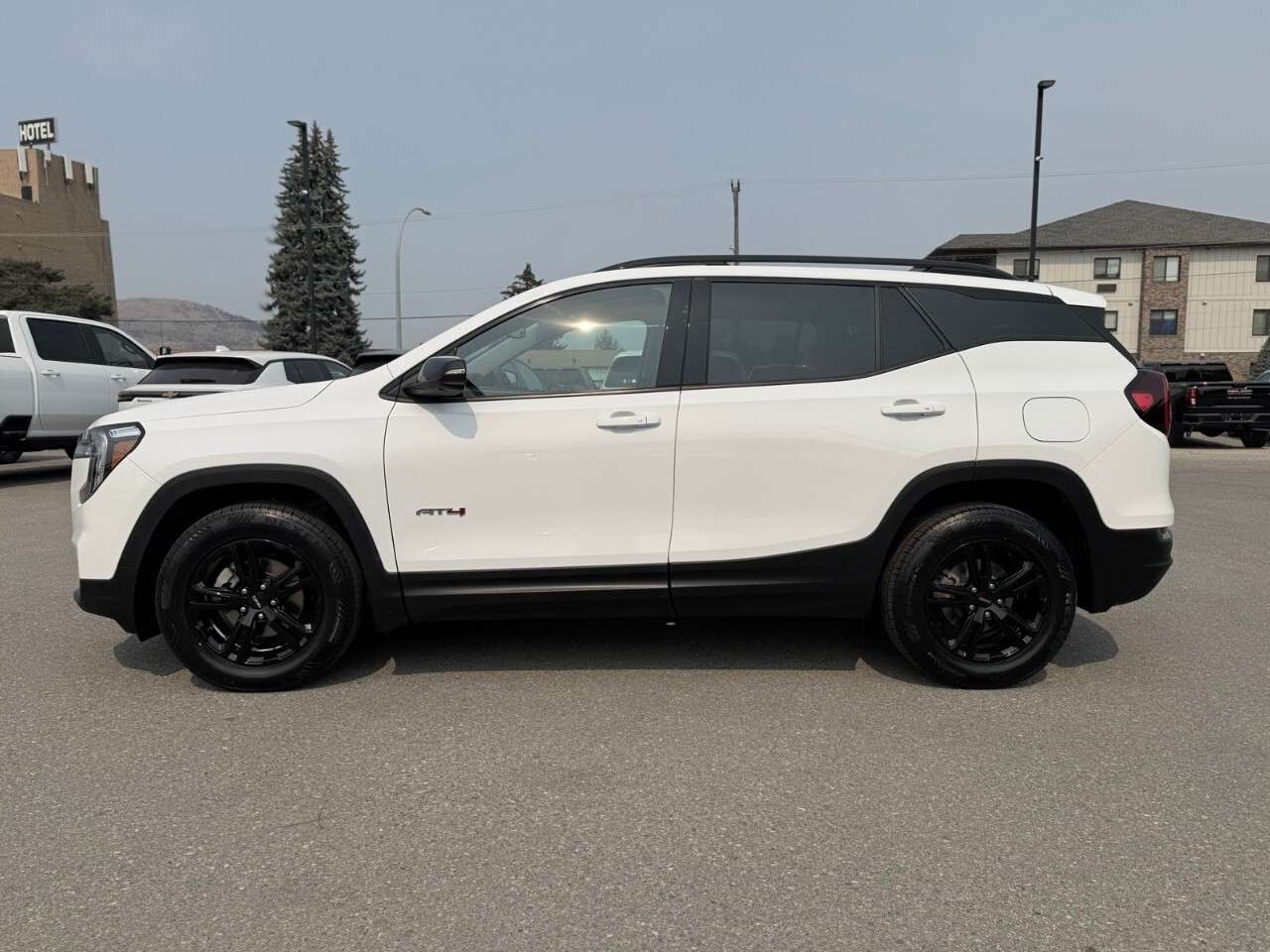 2023 GMC Terrain AWD AT4 — снимка 1