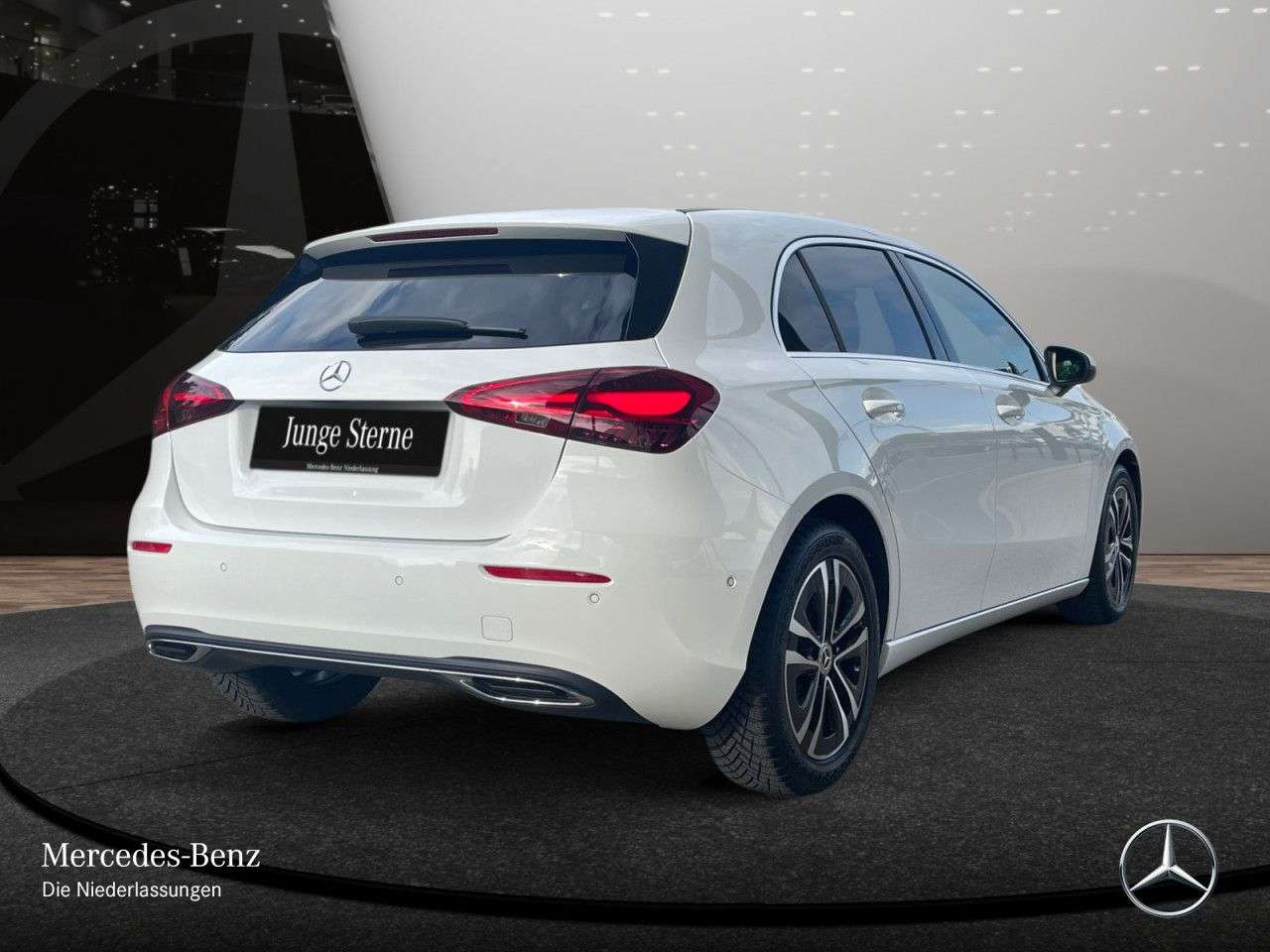 Mercedes-Benz A 220