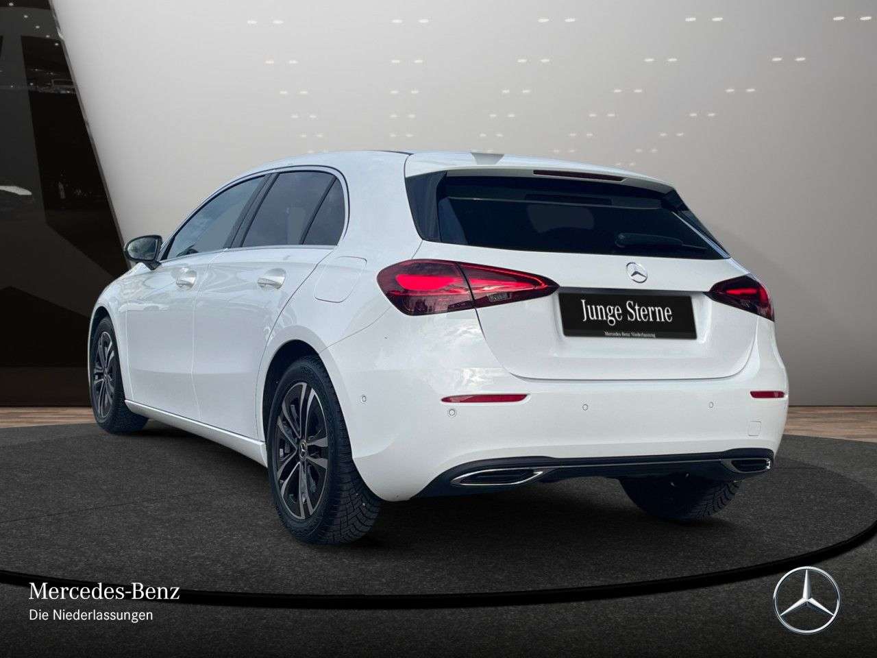 Mercedes-Benz A 220