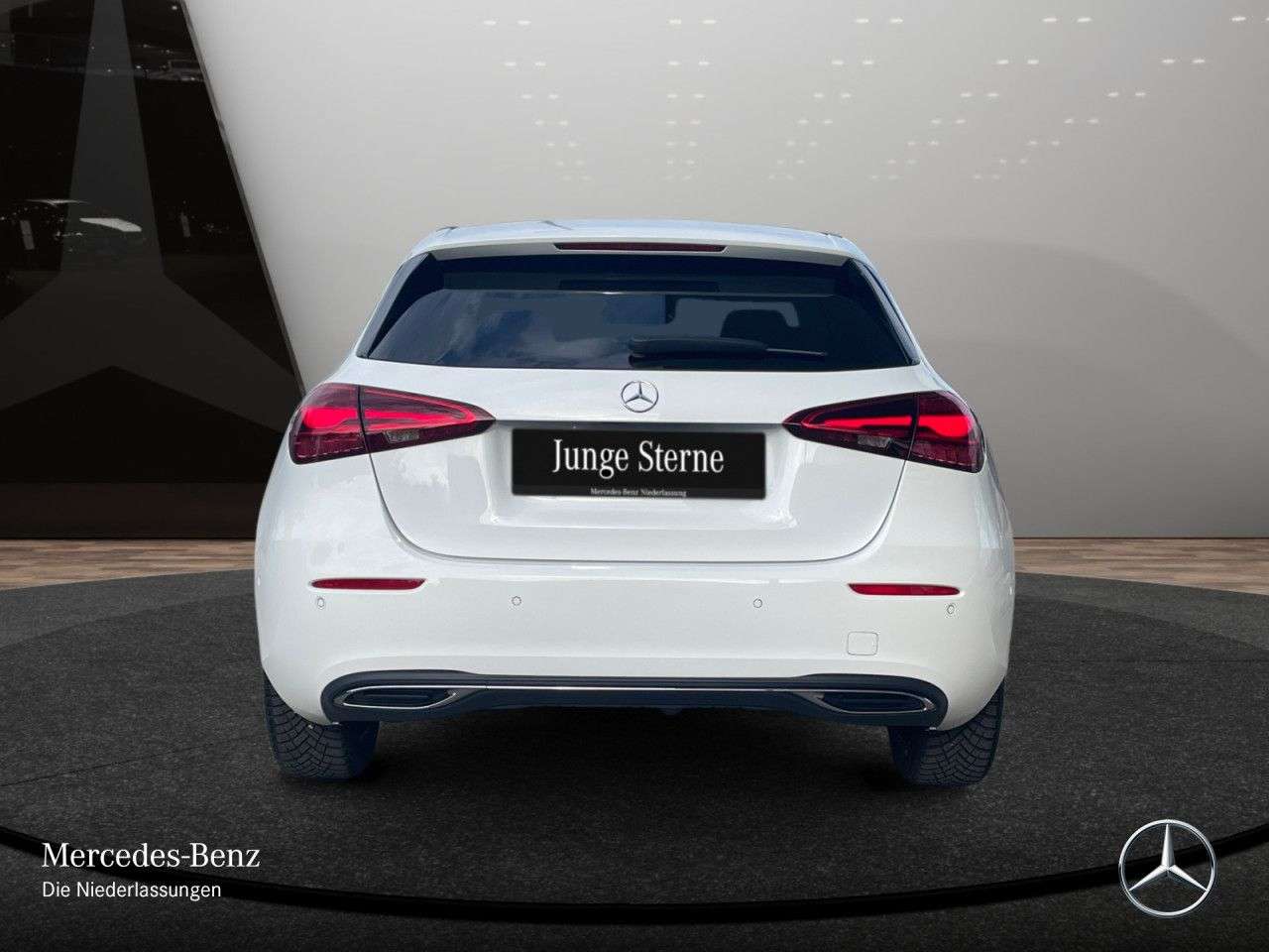 Mercedes-Benz A 220