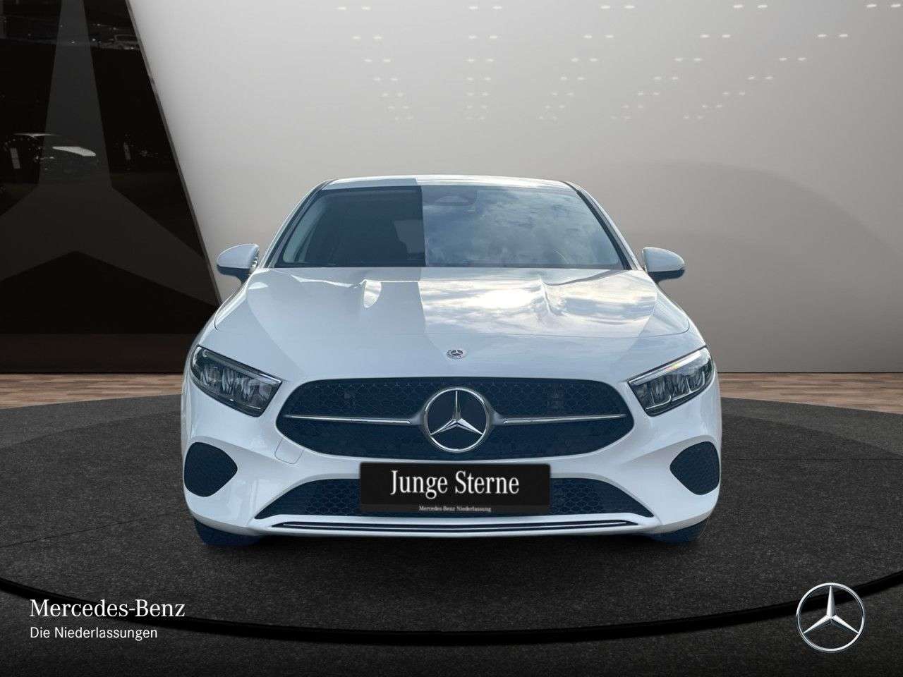Mercedes-Benz A 220