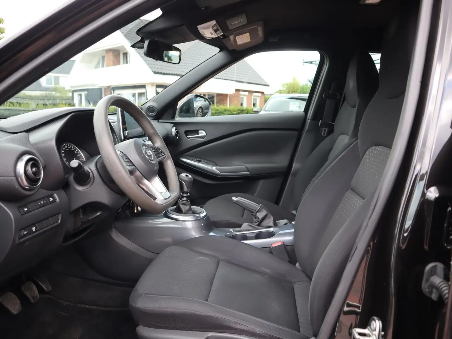 Nissan Juke 1.0 DIG-T Acenta | Android auto & Apple Carplay| C Zwart - 2