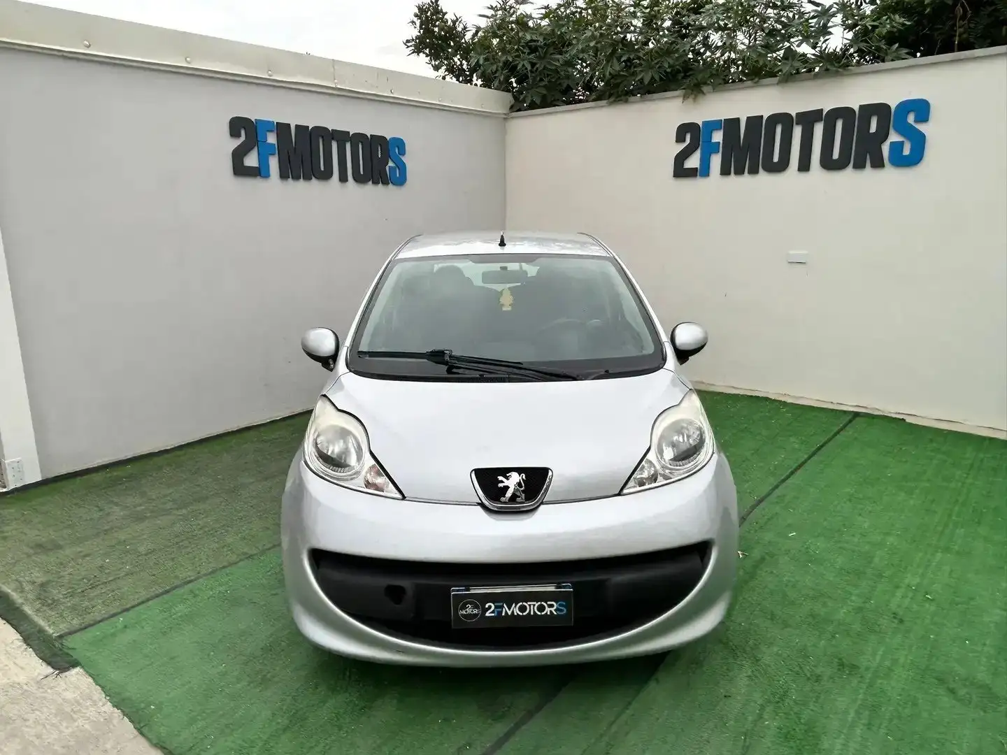 Peugeot 107 5p 1.0 12v Desir Negro - 2
