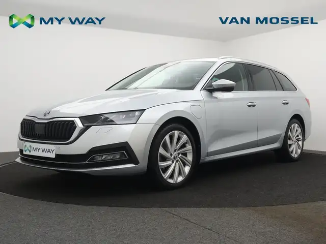 Skoda Octavia Octavia PHEV 1.4TSI 204PK *AUTOMAAT*VIRTUAL COCKPIT*ACC*PDC*APP-CONNECT*NAVI*...*