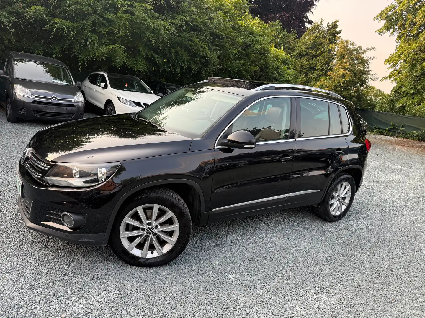 Volkswagen Tiguan 2.0 TDIToit Panorama Cuir Bruin*Carnet VW*Pneus NV Noir - 1