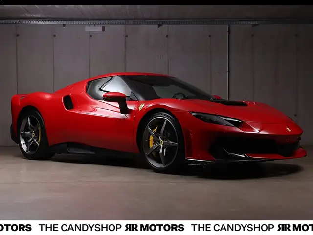 Ferrari 296 Speciale *Rosso_Corsa*61Km*Lift*NEU*