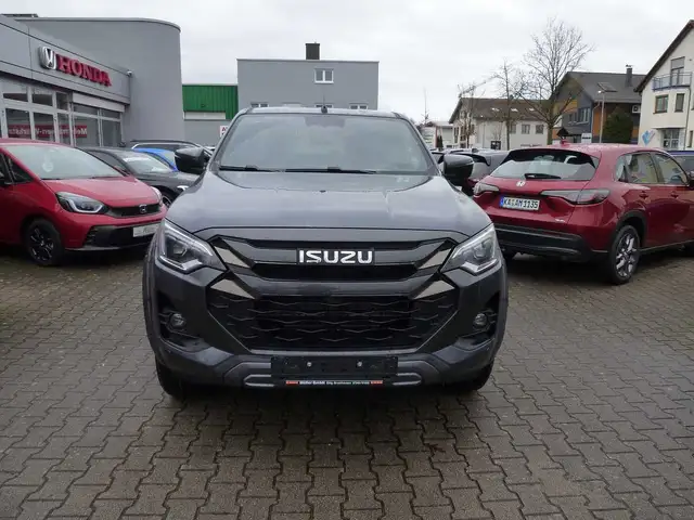 Isuzu D-Max Double Cab 4WD Autm. V-Cross