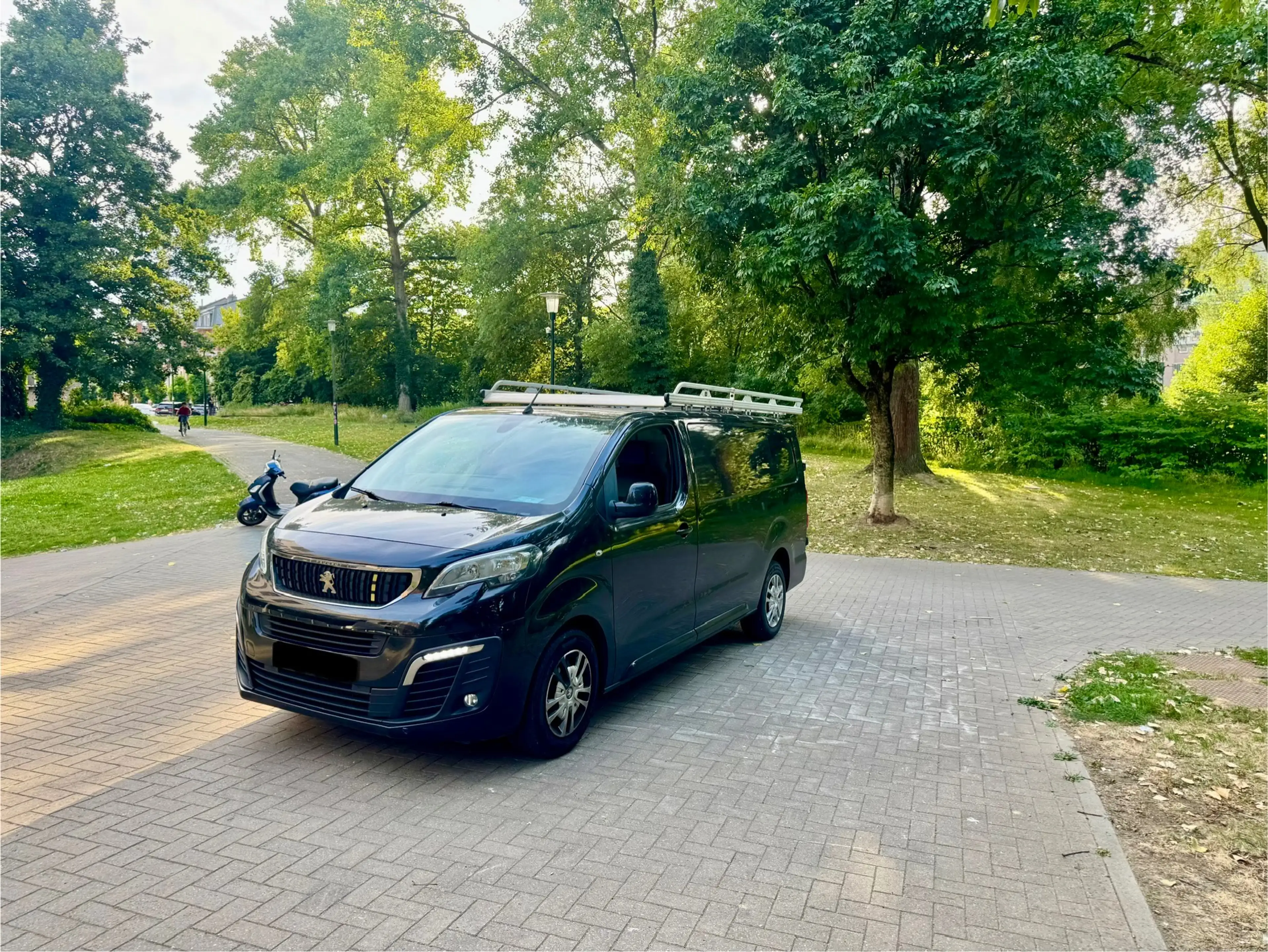 Peugeot Expert Expert 2.0 BlueHDi L3 Long Utility S — photo 7