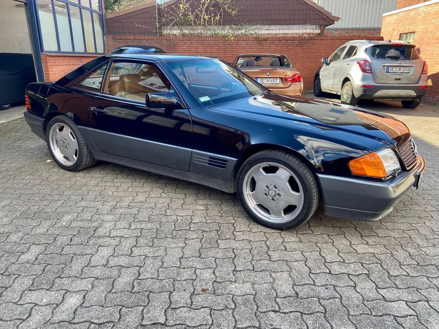 Mercedes-Benz 500 SL 500 R 129 aus Sammlung wenig Km - H-Zul. Schwarz - 1
