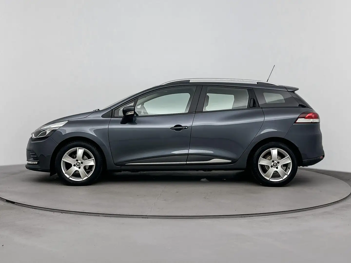 Renault Clio Estate 0.9 TCe Zen | Cruise Control | Navigatie | Grijs - 2
