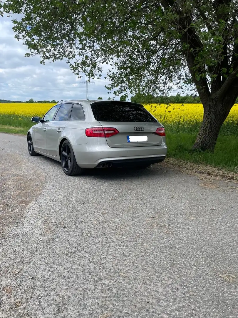 Audi A4 Avant 2.0 TDI DPF Ambition - 1