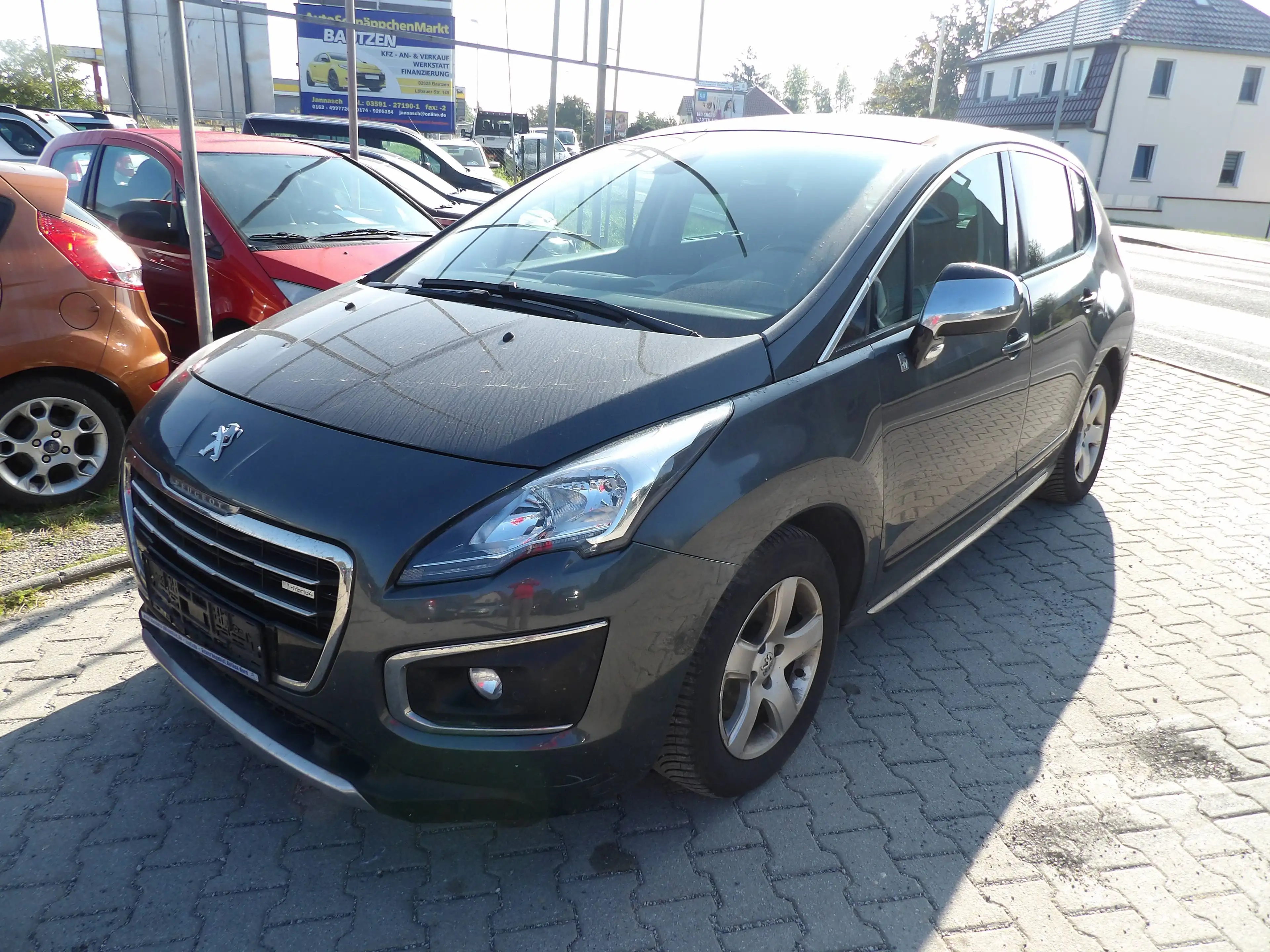 Peugeot 3008 Hybrid4, Allrad, Klima, Navi, HU-AU NEU — photo 3
