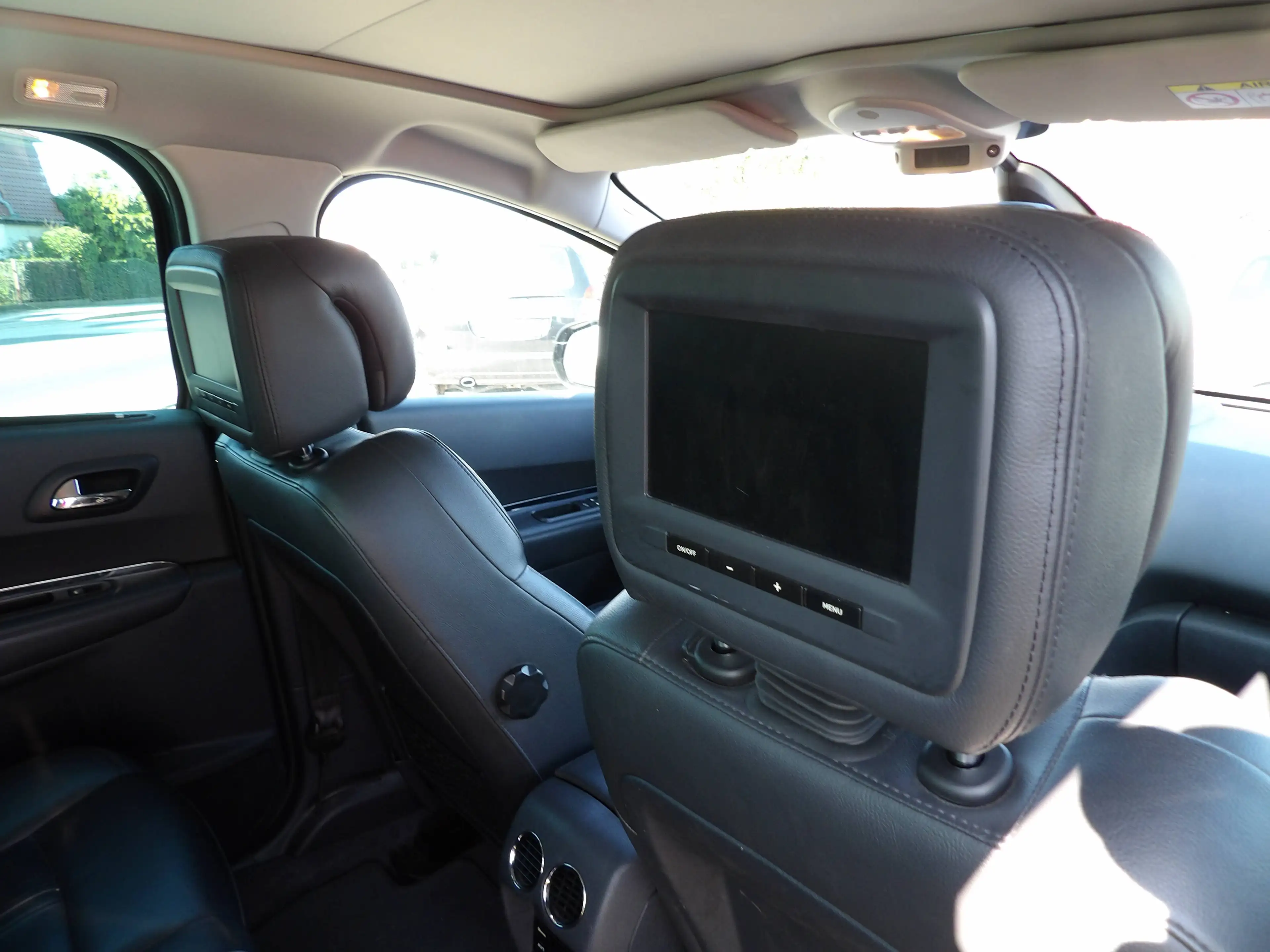 Peugeot 3008 Hybrid4, Allrad, Klima, Navi, HU-AU NEU — photo 11
