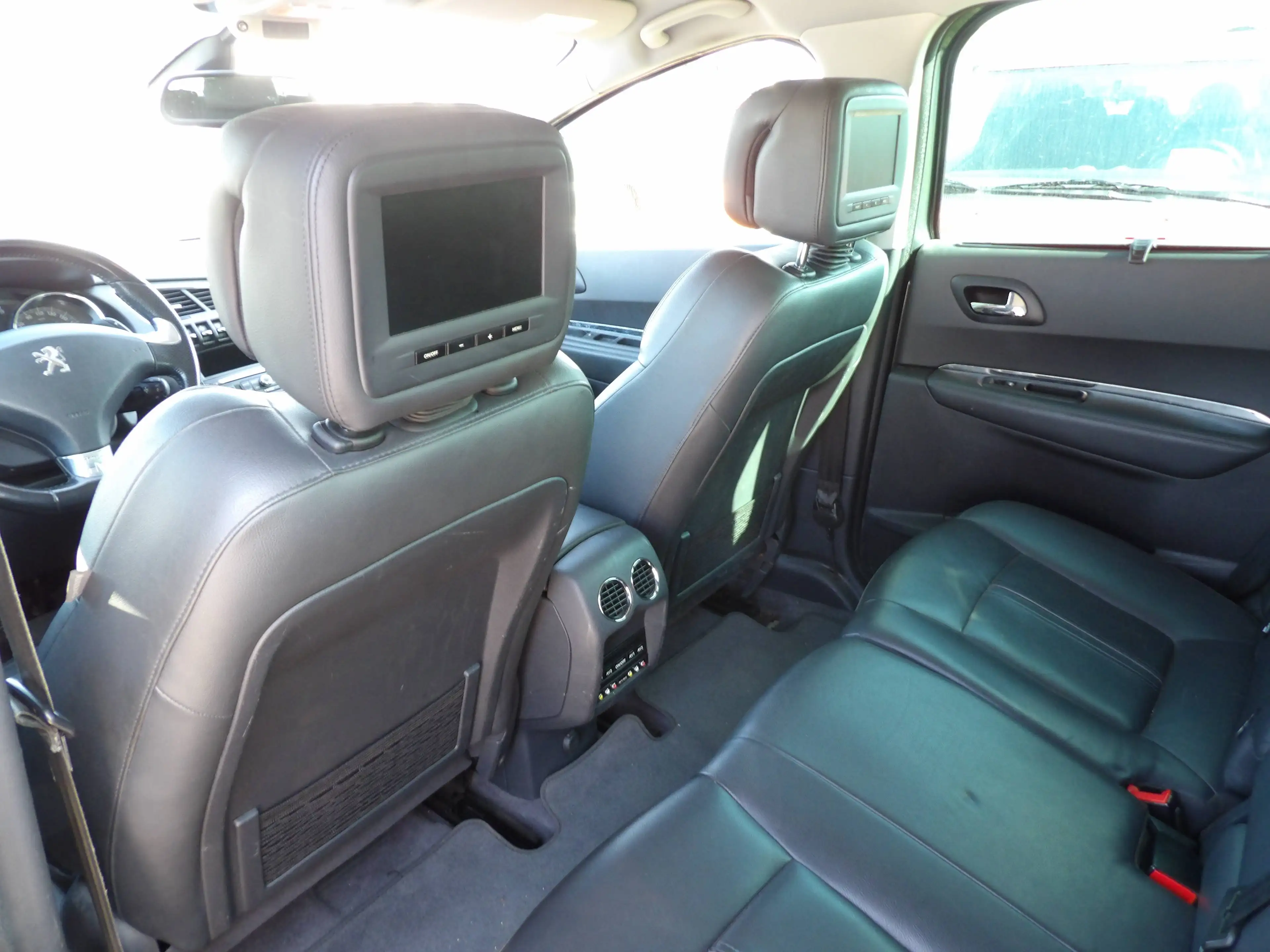 Peugeot 3008 Hybrid4, Allrad, Klima, Navi, HU-AU NEU — photo 15