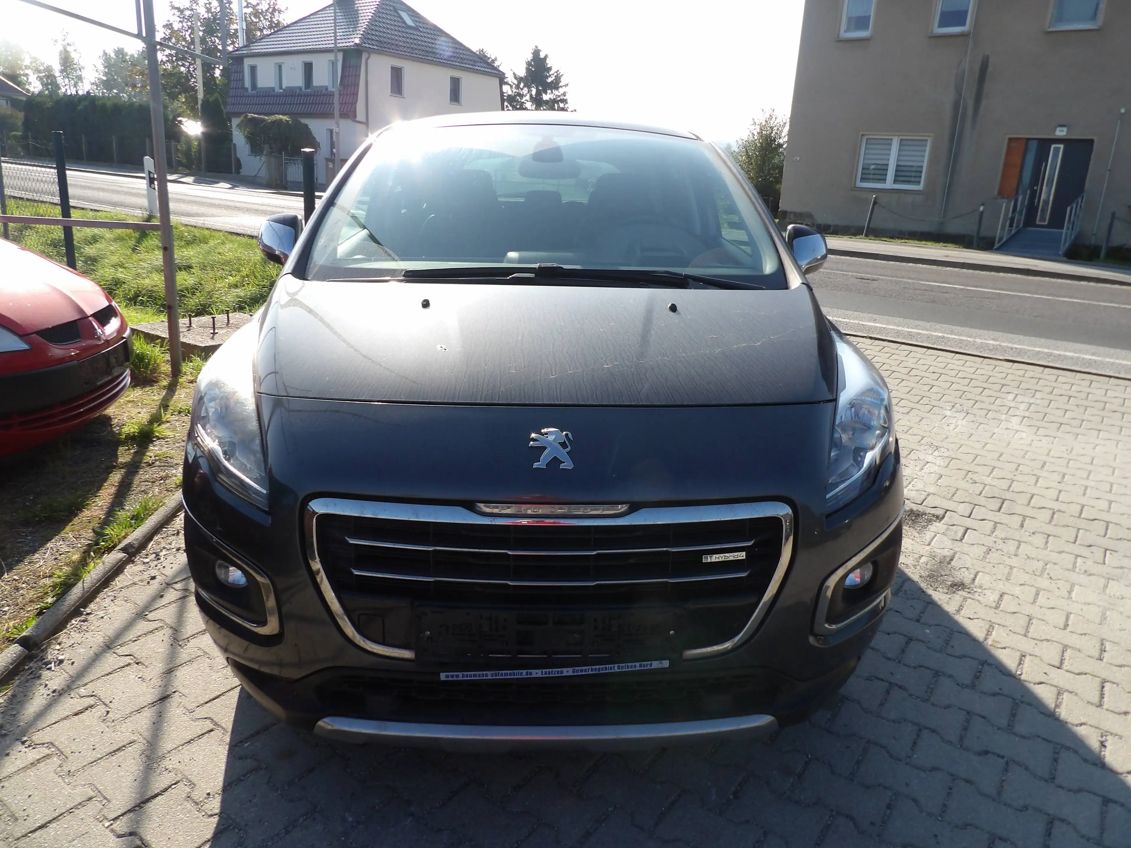Peugeot 3008 Hybrid4, Allrad, Klima, Navi, HU-AU NEU — photo 2