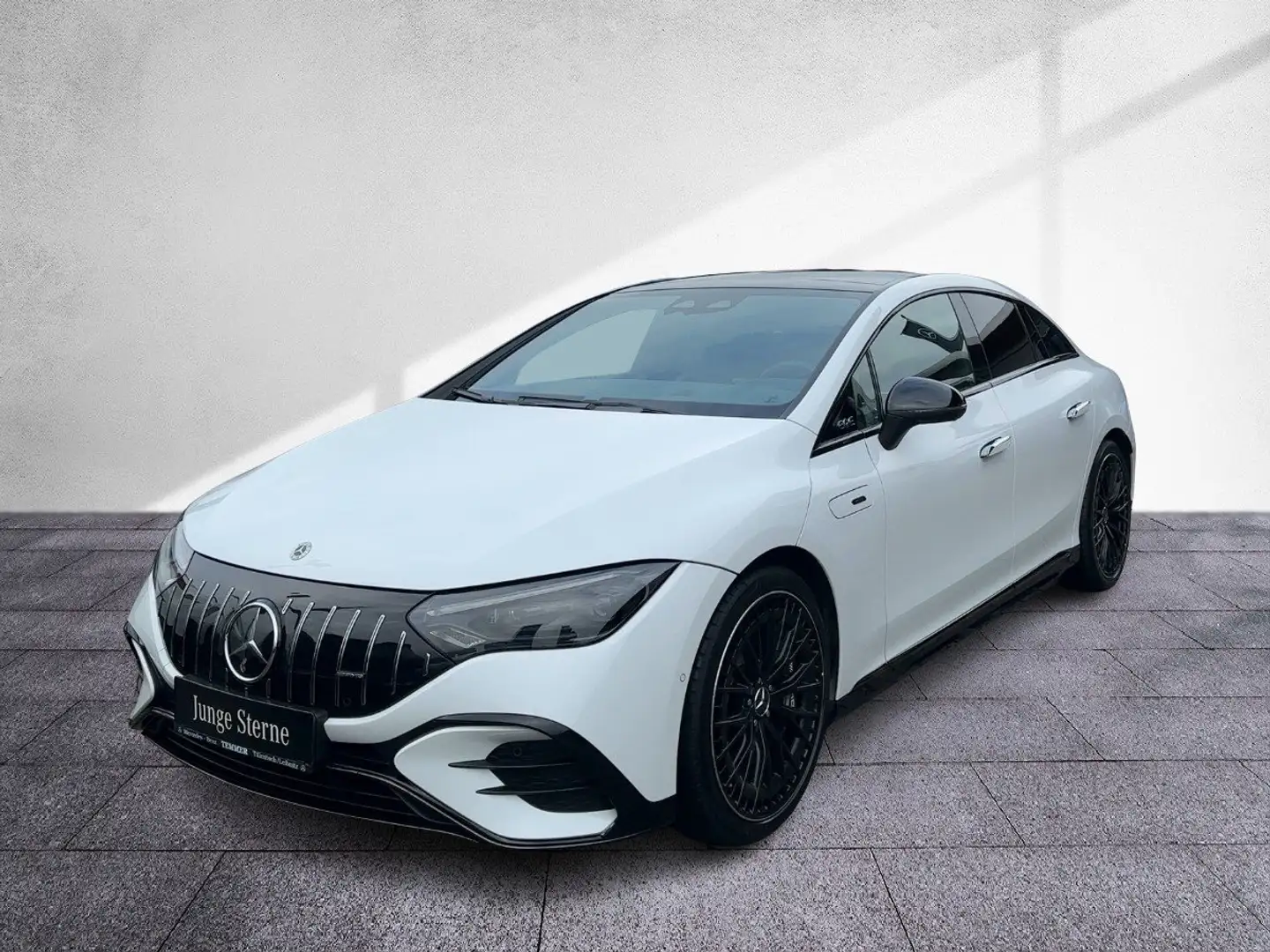 Mercedes-Benz EQE 43 AMG  4MATIC NP:127.884 Prem+Fahrasisst AIR Weiß - 2