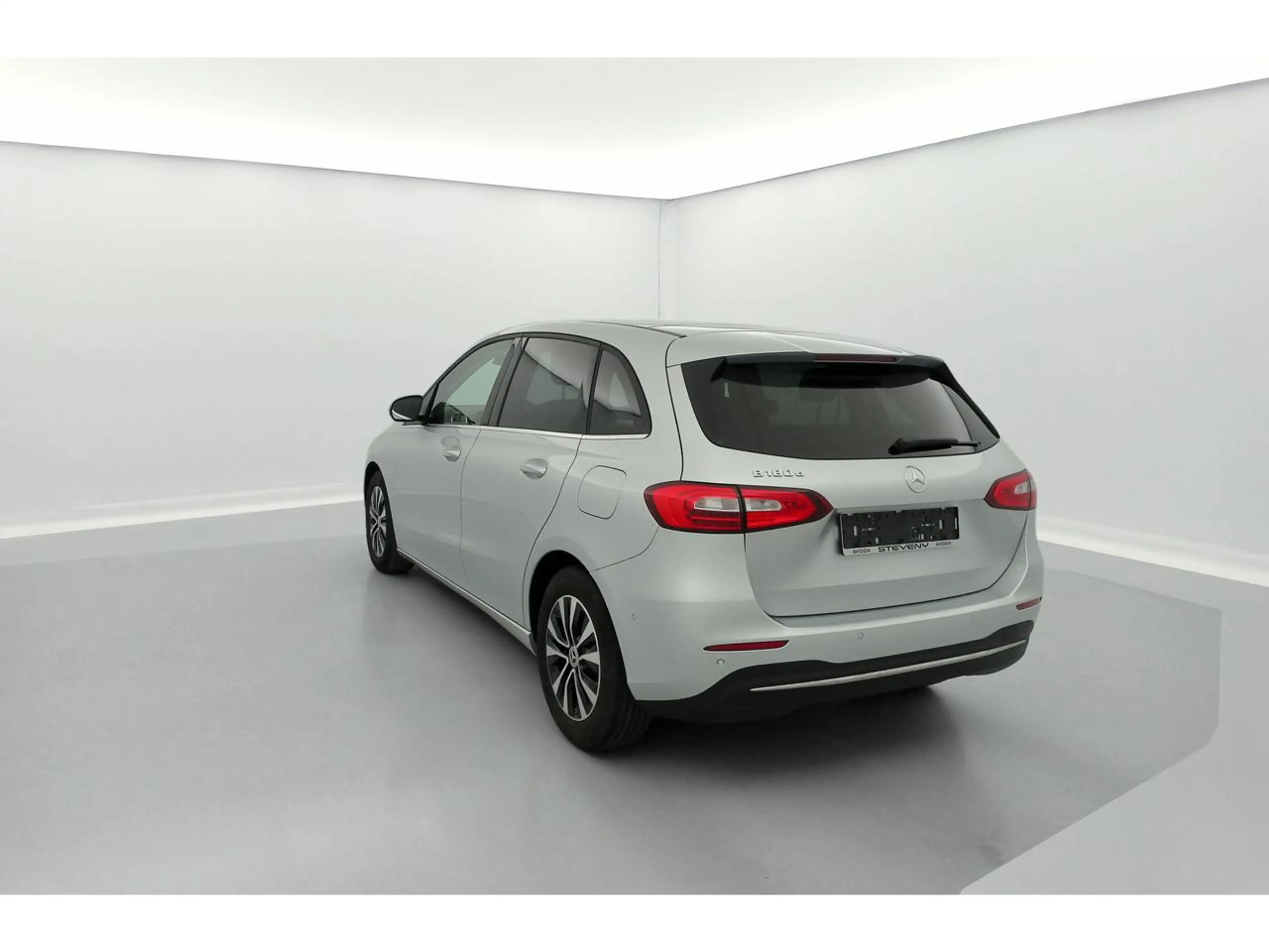 Mercedes-Benz B 180 180d Business Solution — photo 5