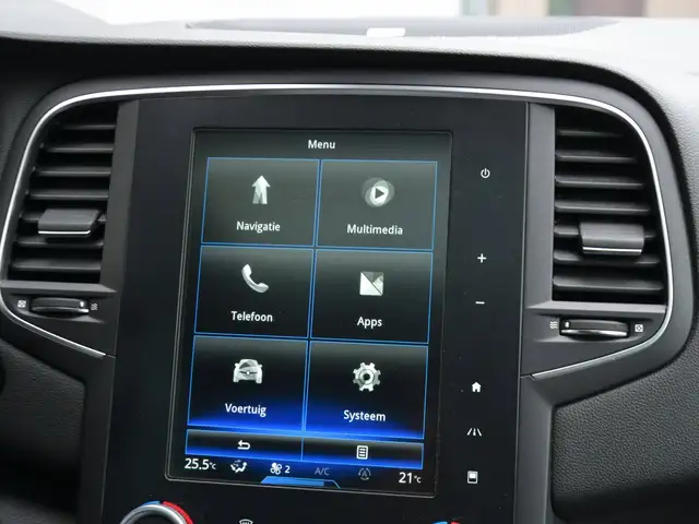 Renault Megane view 12