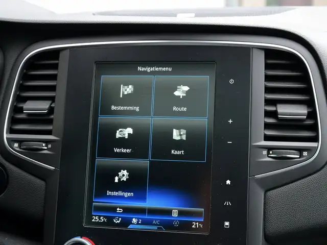 Renault Megane view 13
