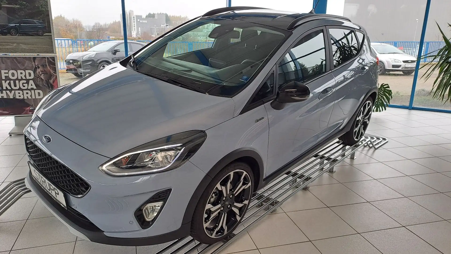 Ford Fiesta Active LED/ACC/NAV/DAB/18Zoll/2FarbenLack Blau - 1
