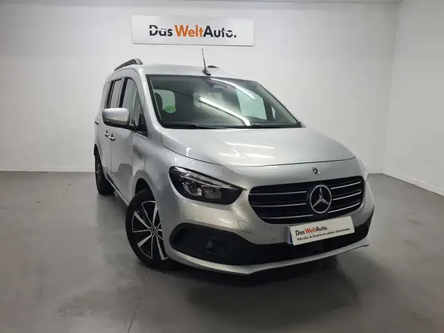 Mercedes-Benz Classe T 180d