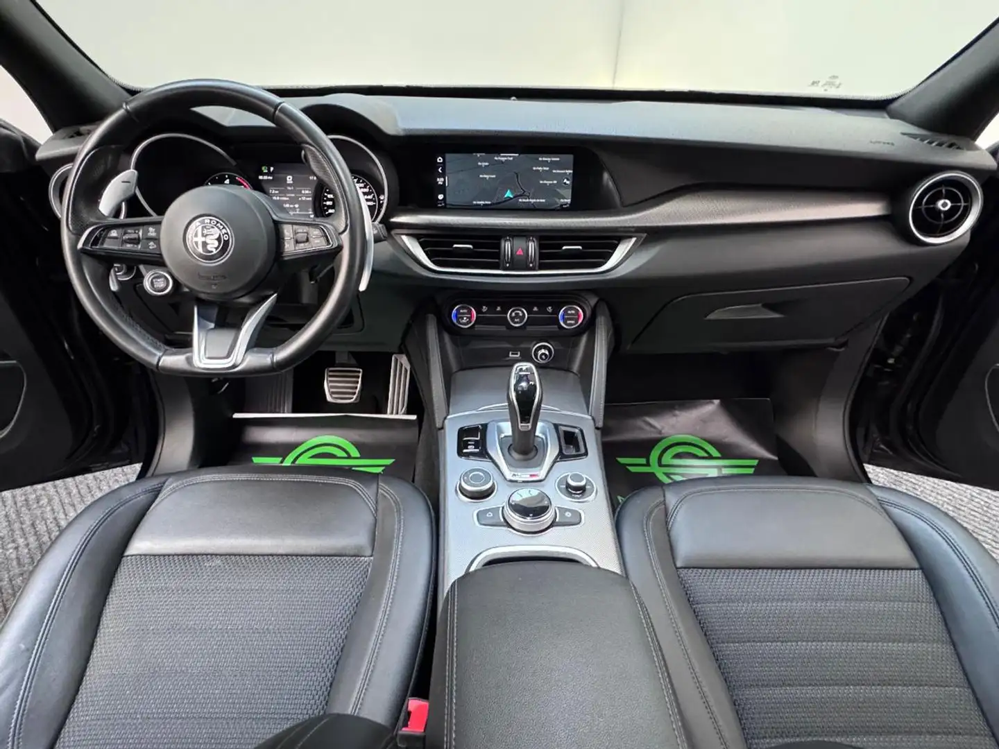 Alfa Romeo Stelvio 2.2 Turbodiesel 160 CV Sprint PADDLES|19|ACC| Negro - 2