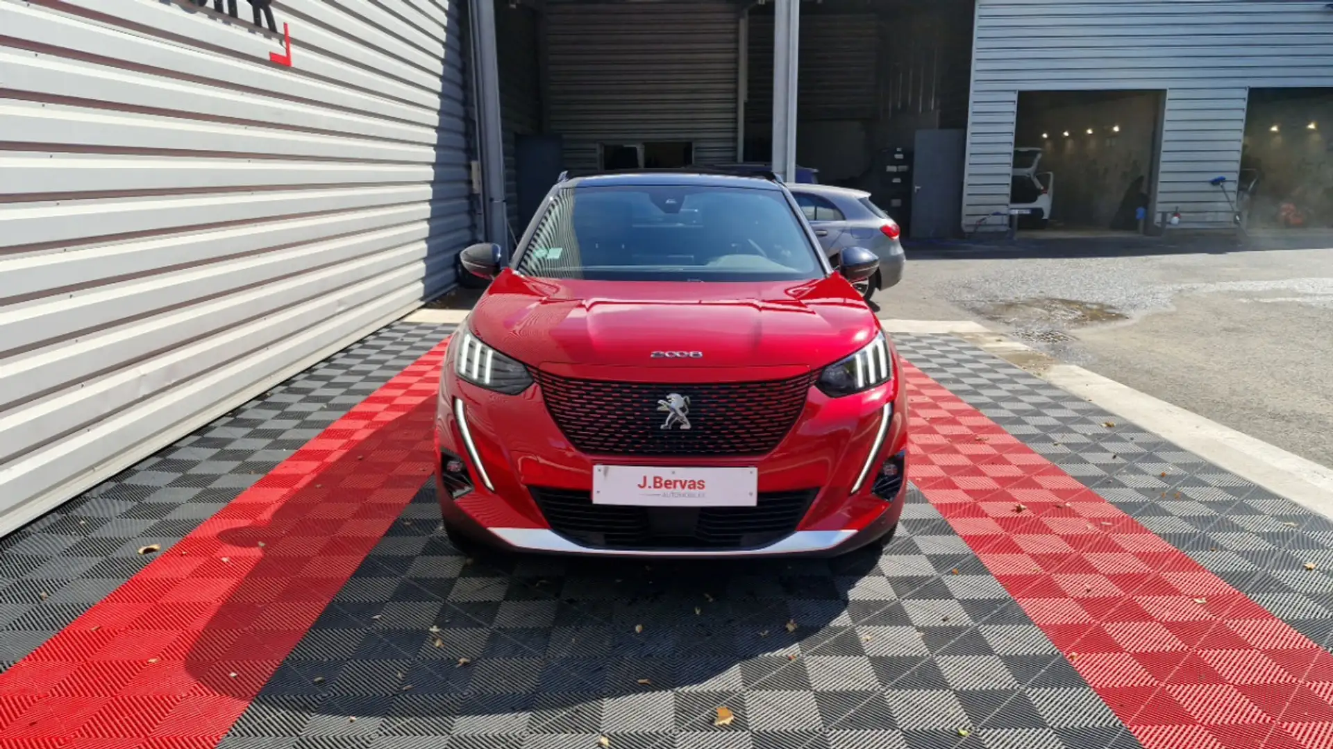 Peugeot e-2008 ELECTRIQUE GT Rouge - 2