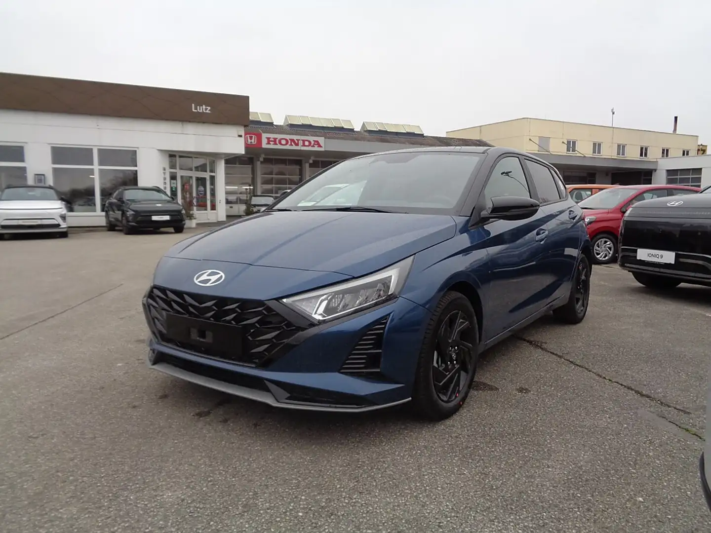 Hyundai i20 1,0 T-GDI GO Plus DCT b6bu2-PP3/P4/P5-OO2/O6/O7 Blau - 1