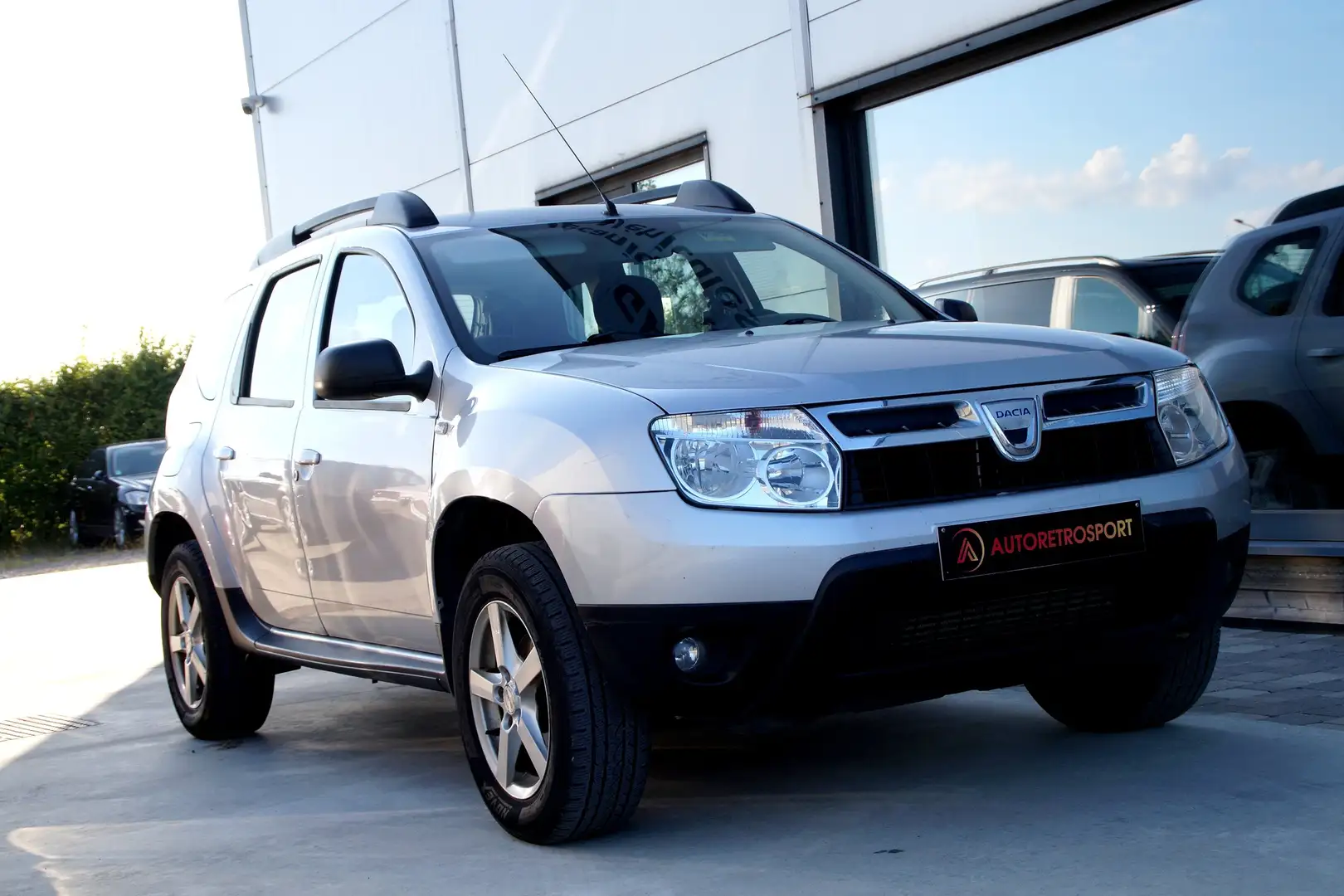 Dacia Duster 1.5 dCi _Toujours Entretenus _Garantie ✅ Gris - 2