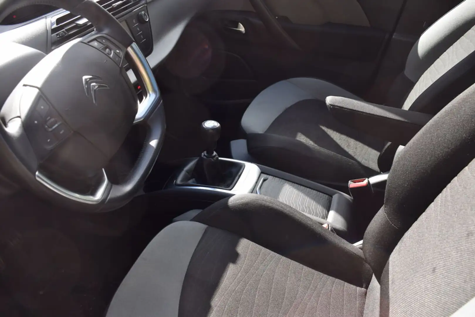 Citroen C4 Picasso PureTech 130 S&S Exclusive PICKERL NEU Schwarz - 2