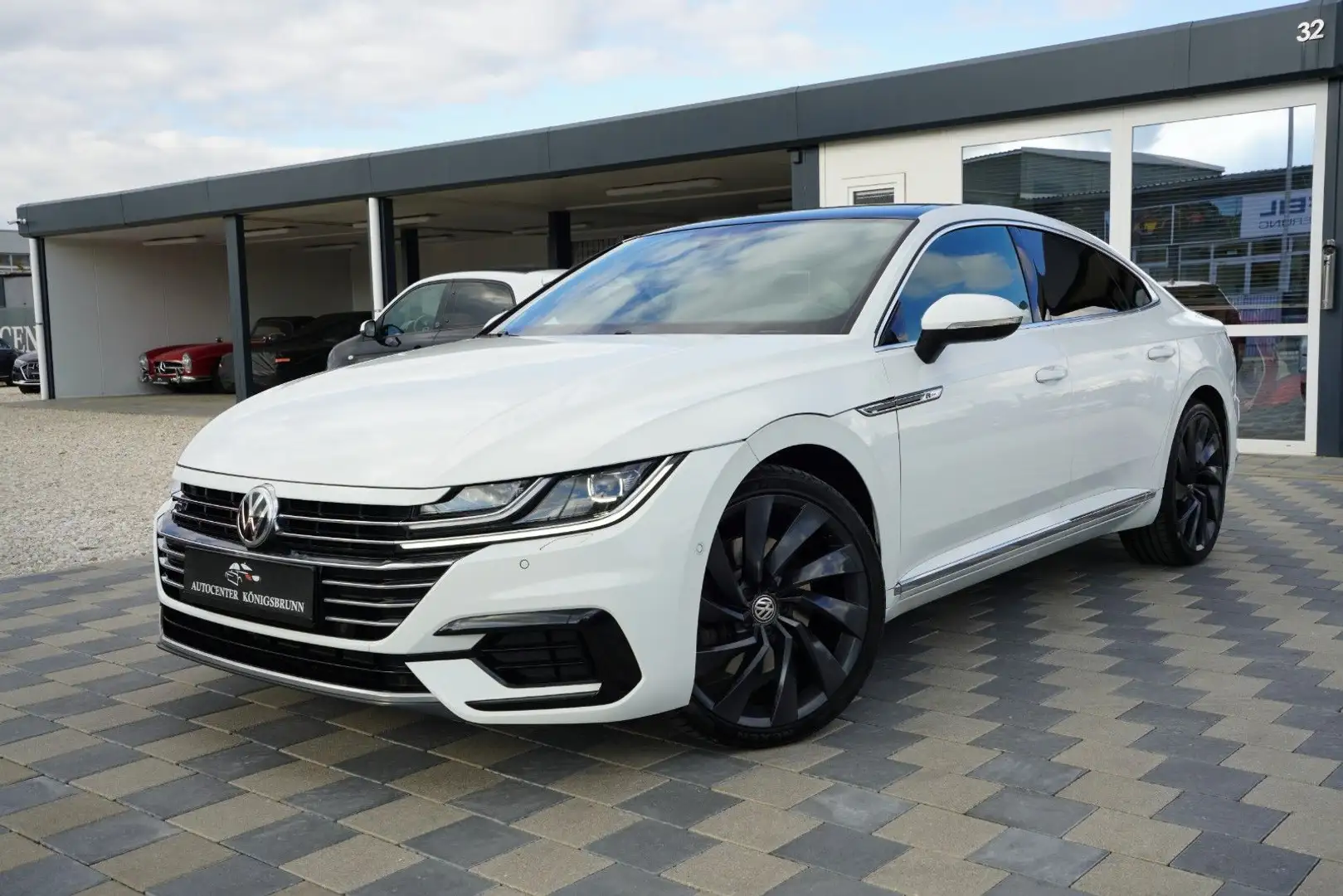 Volkswagen Arteon 2.0TDI*R-Line*4Motion*AHK*Kamera*Virtual Blanc - 1