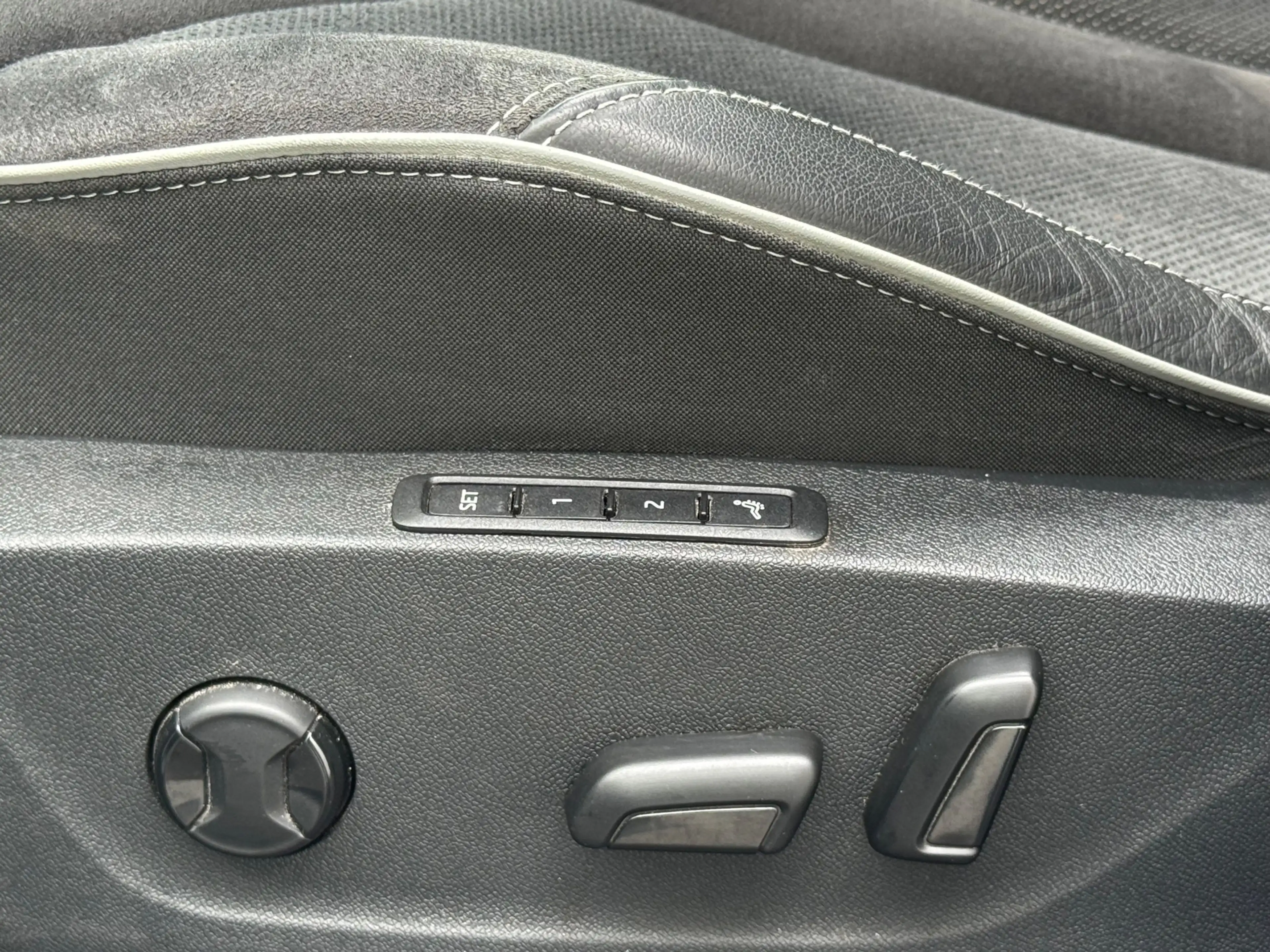 Skoda Enyaq 60 Sportline Org NL Pano Hud Canton Warmtepomp SOH — photo 18