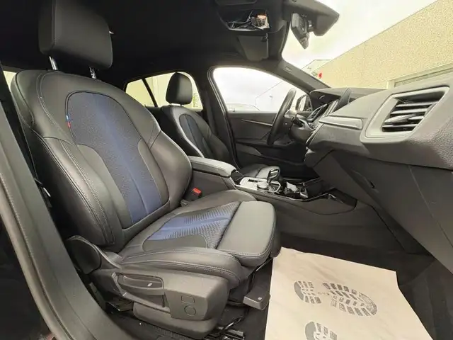 BMW 1 Series view 12