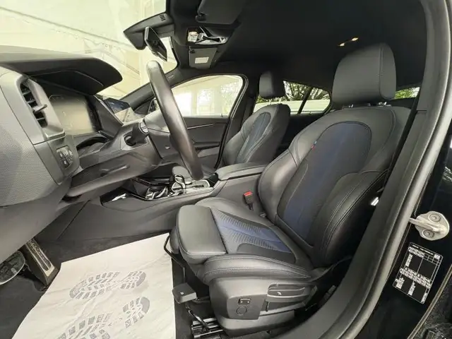BMW 1 Series view 10